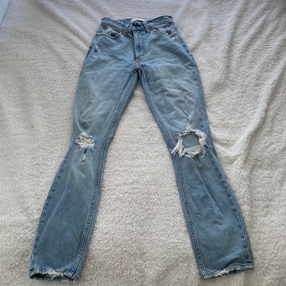 Abercrombie “Mom Jeans”